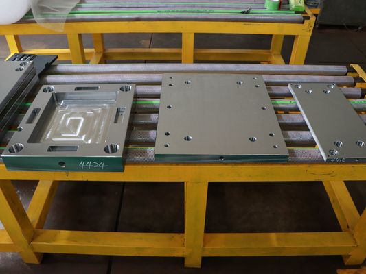 Base de meulage DIN 1,2344 DIN CK53 de moulage par injection de précision
