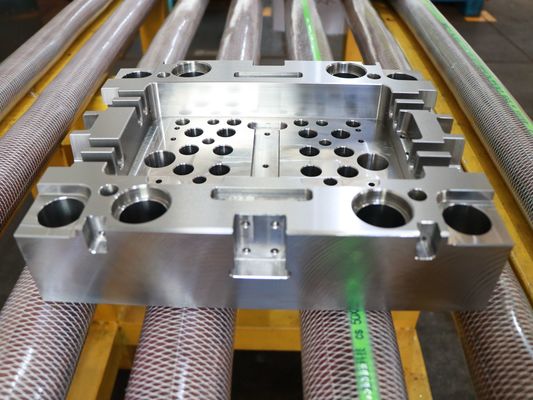 Embases de moule d'Okuma Spectial Mori Seiki Injection Mold Base Material